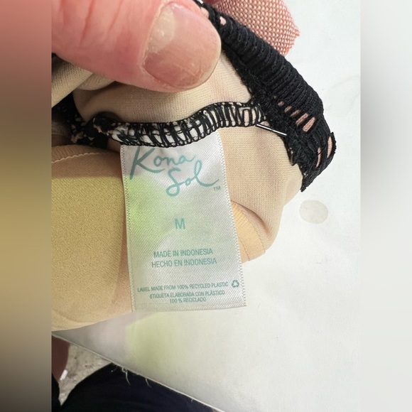 KONA SOL Black striped laser cut one piece swimsuit size M - Picture 8 of 13